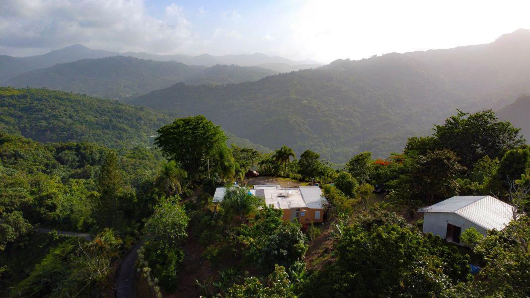 Casa in Adjuntas