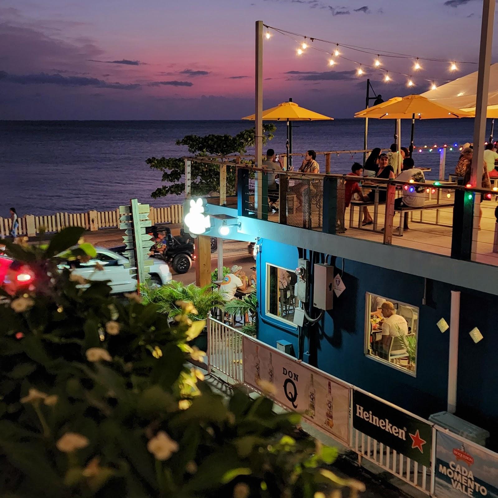 Google owner photo. Attribution: Sal de Mar Restaurant & Rooftop Bar (https://maps.google.com/maps/contrib/108797317551037396921)
