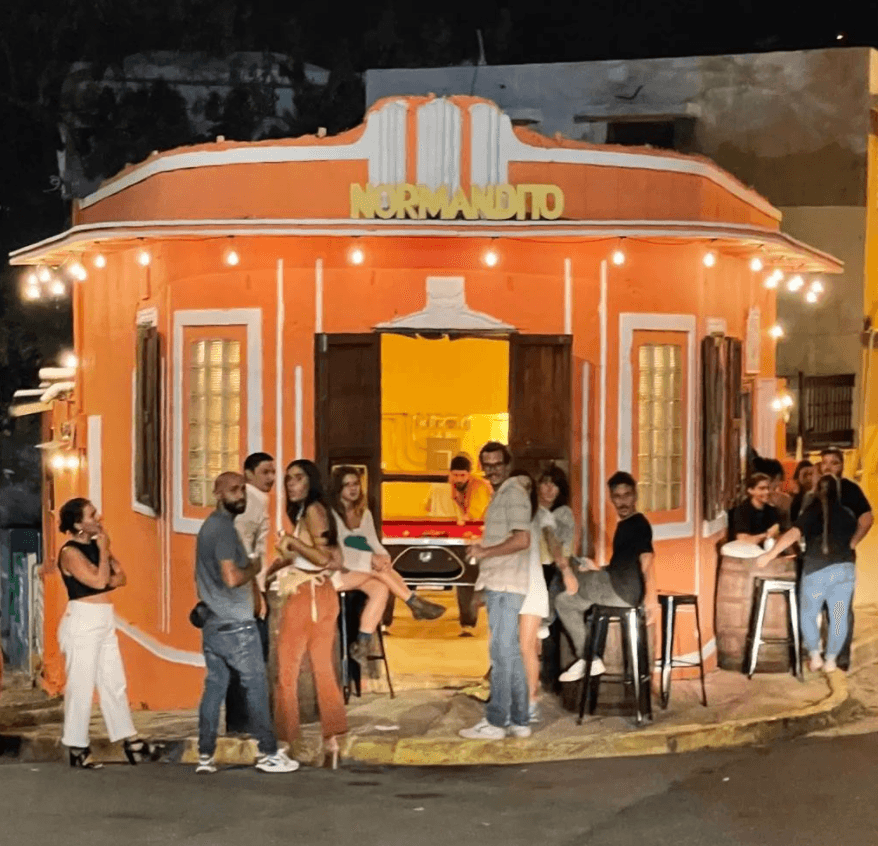 Google owner photo. Attribution: Normandito (https://maps.google.com/maps/contrib/110732762531120434766)