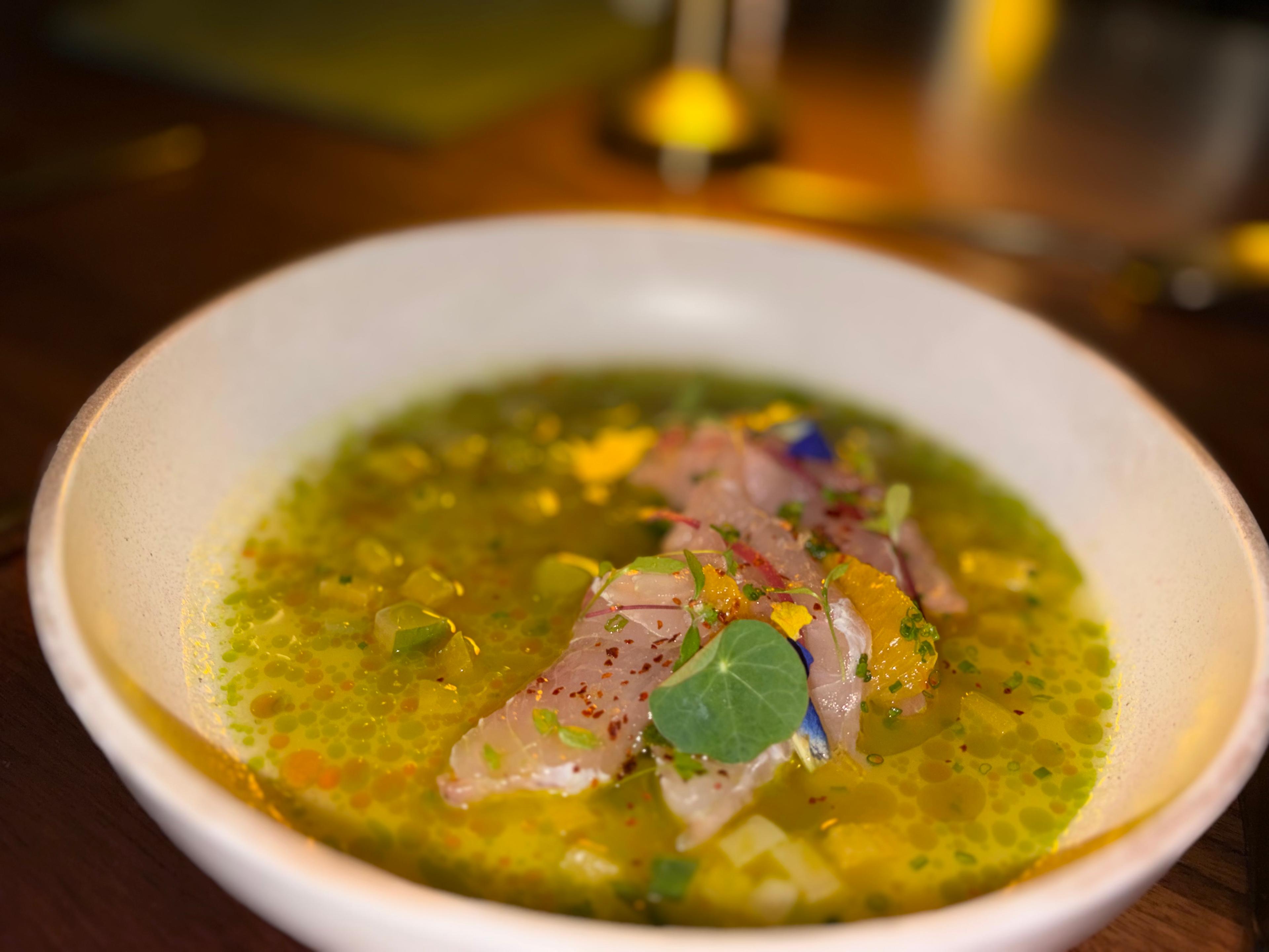Crudo de Róbalo de Crudo Seafood Cataño