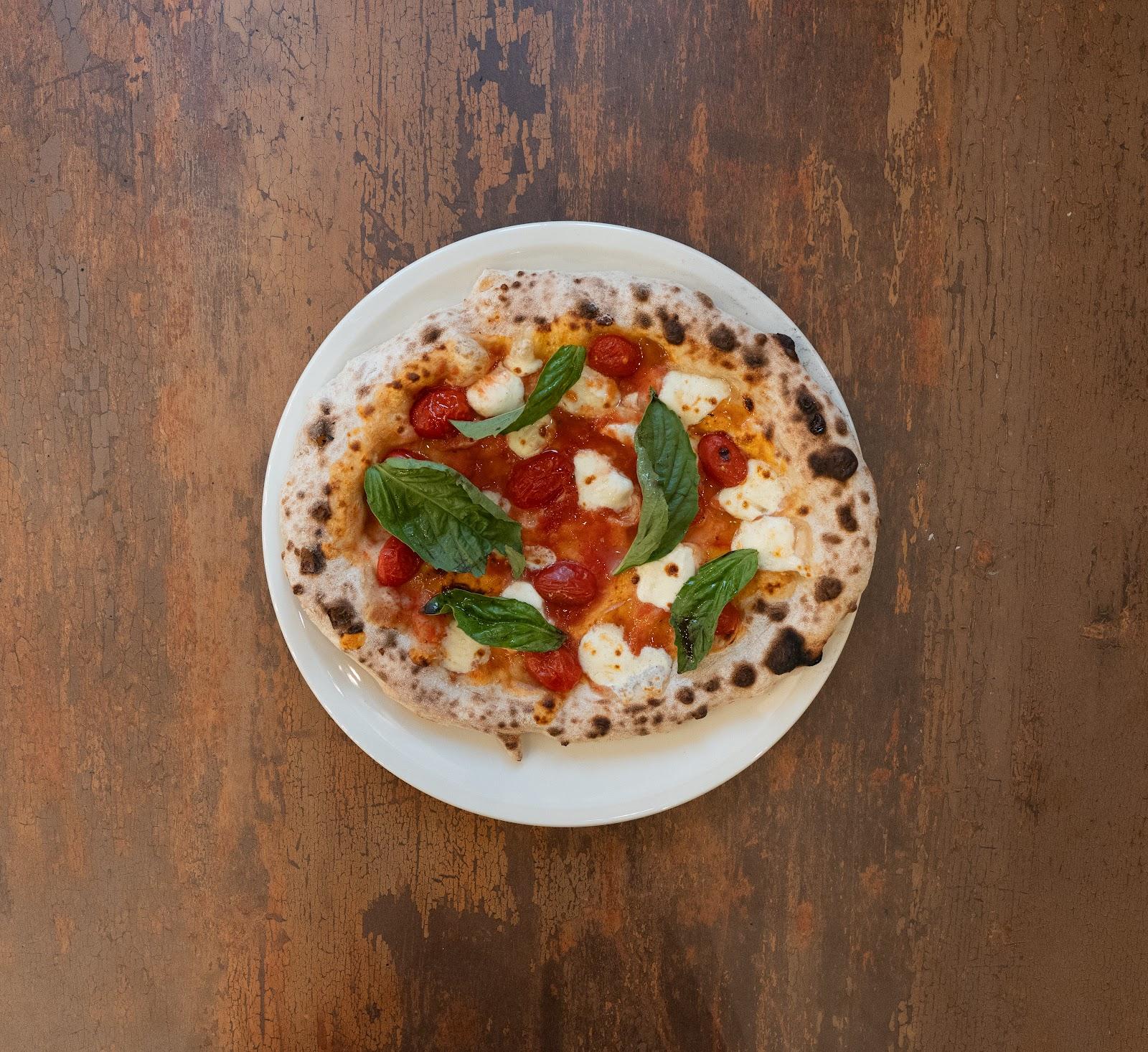 Bambina – Pizzería & Coctelería