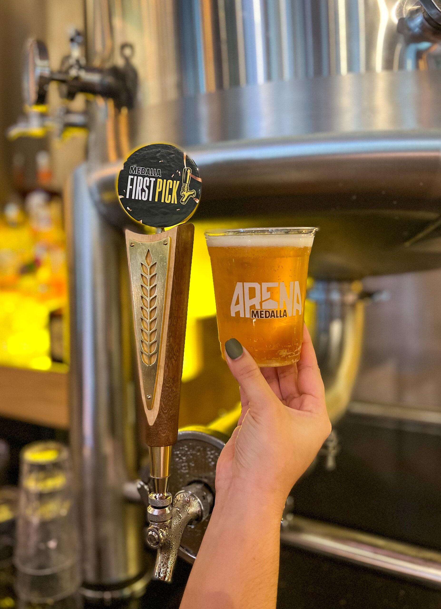 cervecera-de-puerto-rico-edicion-limitada-first-pick-arena-medalla