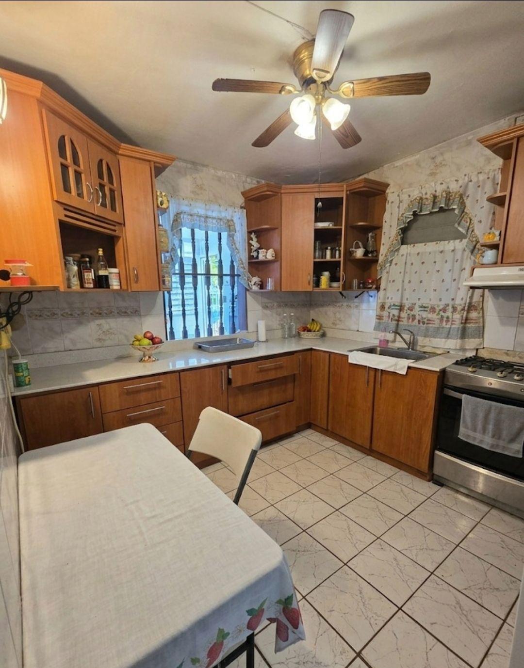 Casa in Caguas