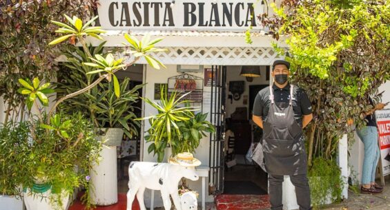 La Casita Blanca image
