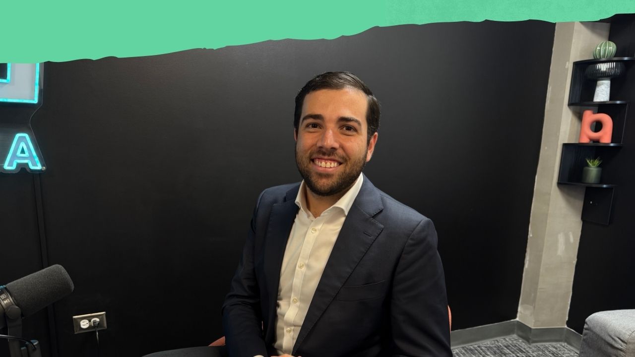 Sebastián Negrón Reichard, Secretario del DDEC
