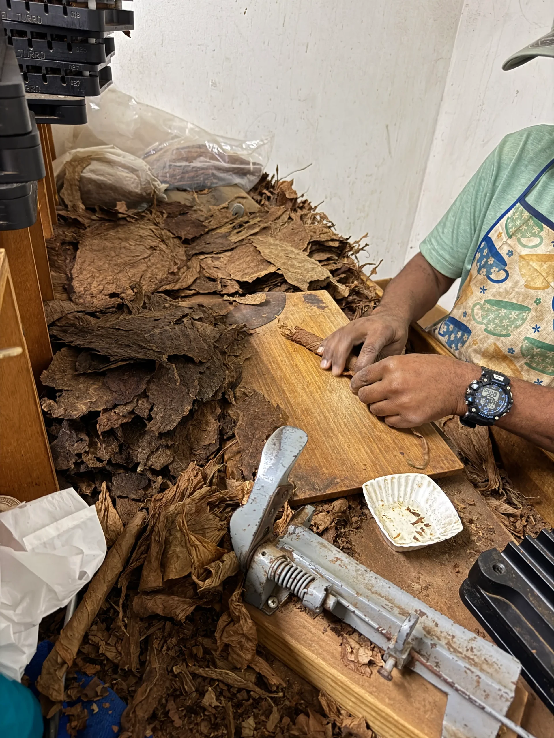 Confección de cigarros