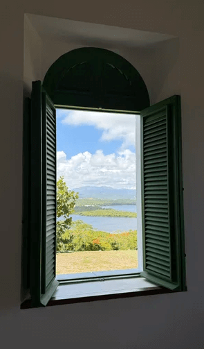 On the Road en Faro Cabezas de San Juan, Fajardo