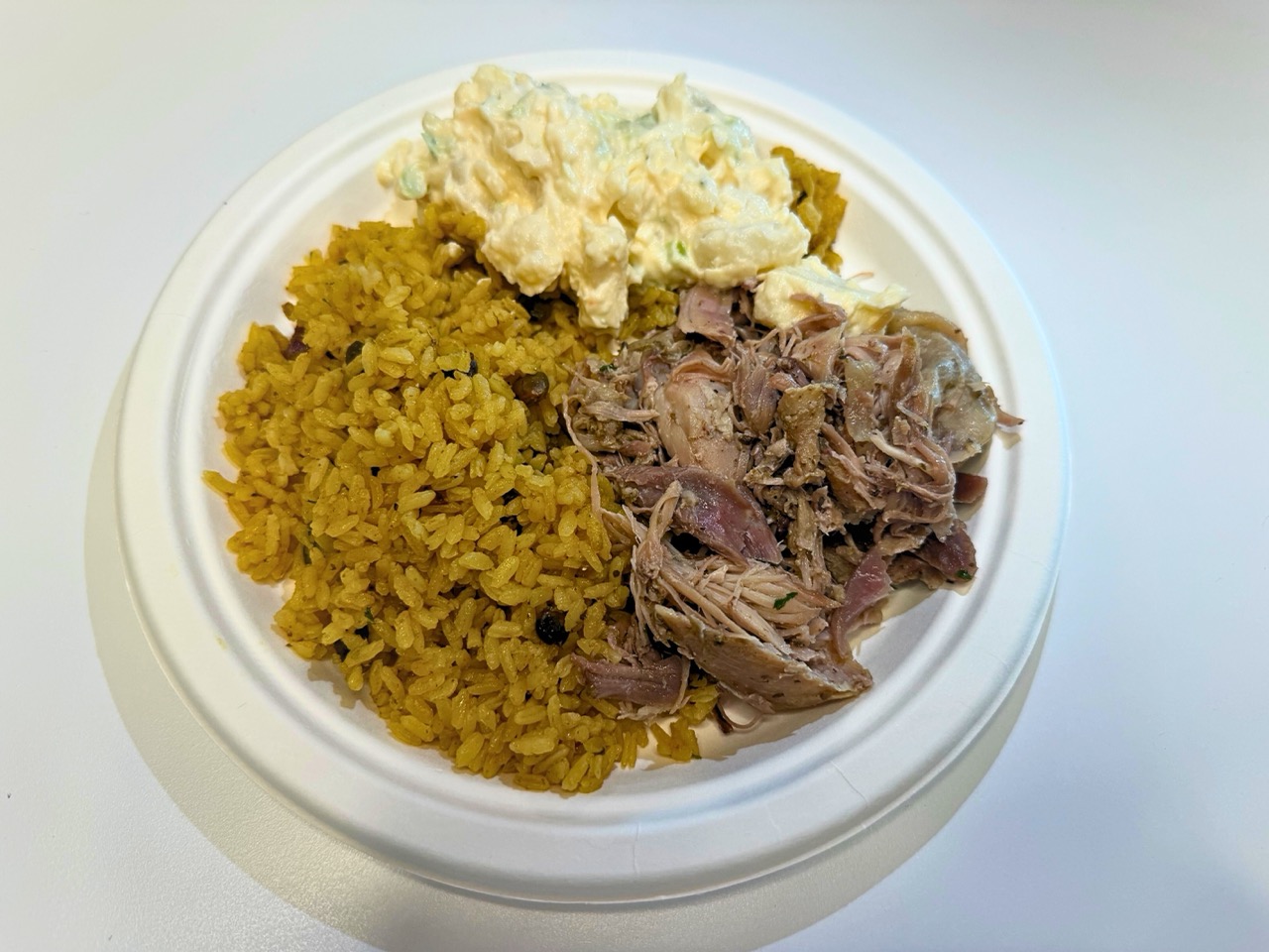 Mesa navideña puertorriqueña