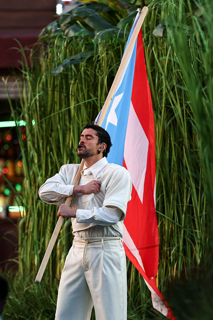 Bad Bunny durante el halftime show