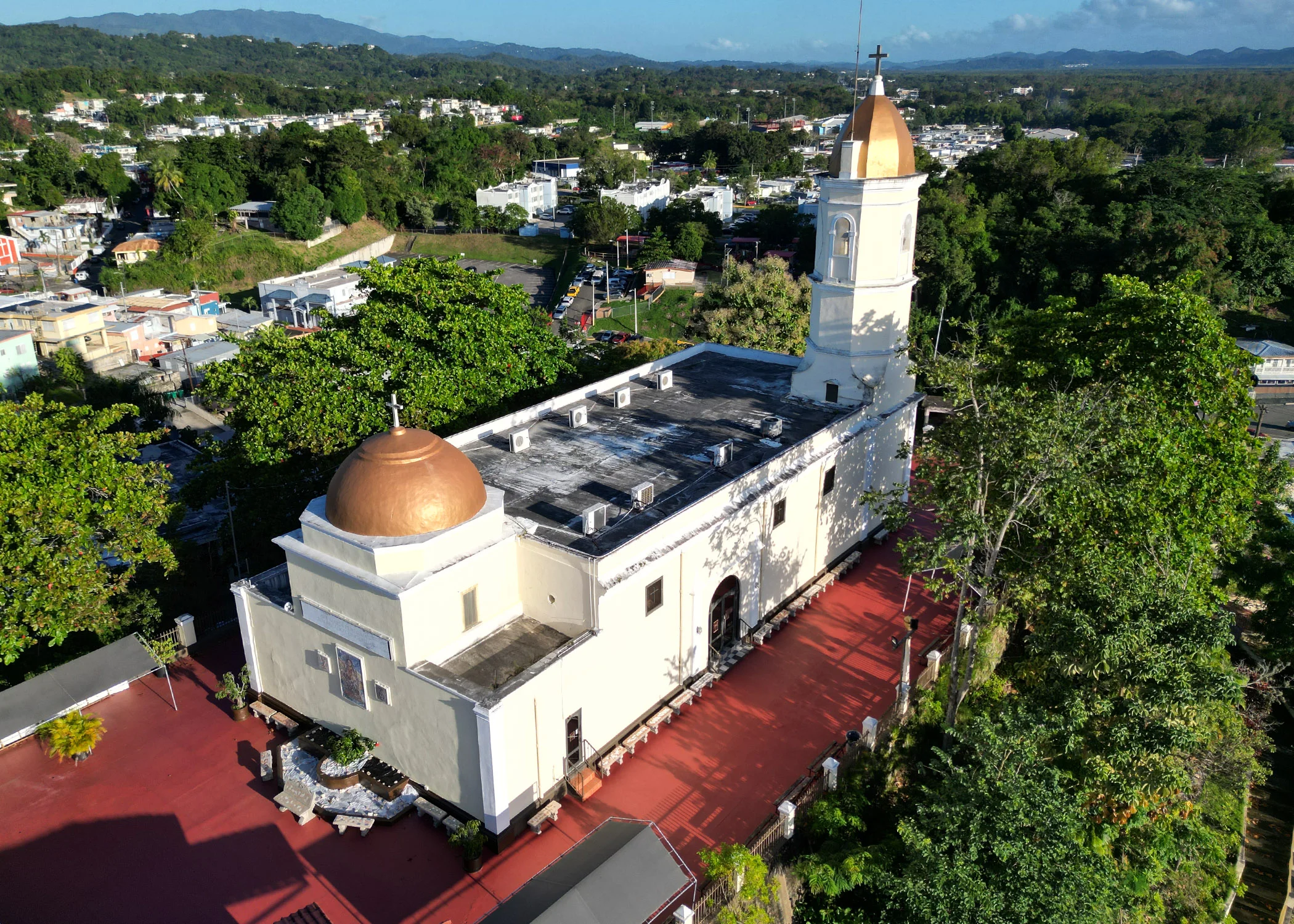 Basilica Menor Santuario Hormigueros