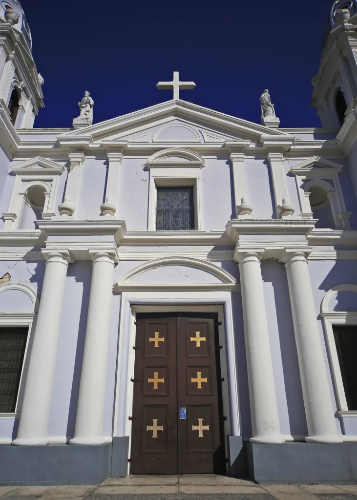 Interior de la Catedral con paso de la luz